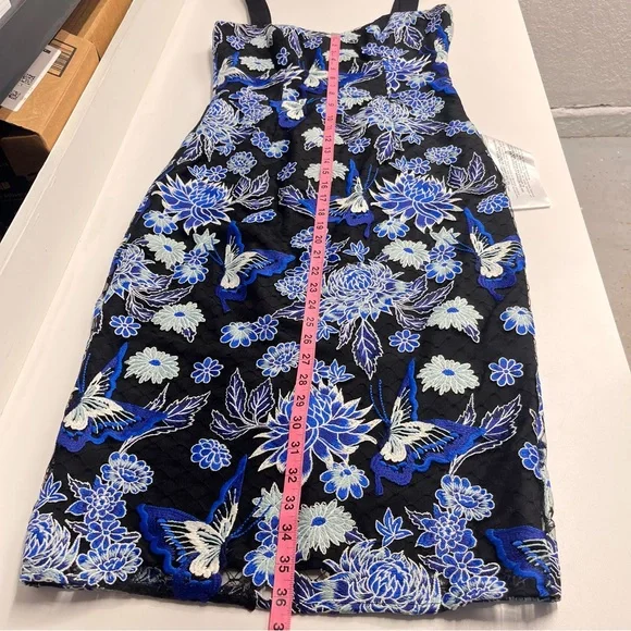 Imperfect NWT Dress the Population embroidered overlay blue floral medium dress - Picture 10 of 17